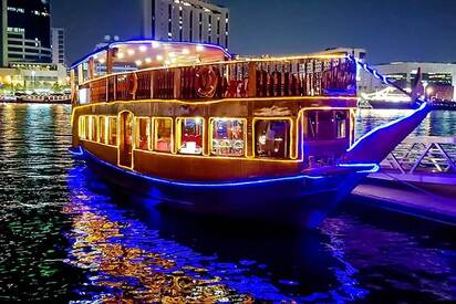 Dhow Dinner Cruise restaurant Dubai 