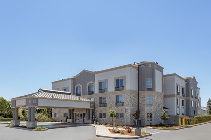 Holiday Inn Express & Suites San Jose-Morgan Hill, an IHG Hotel