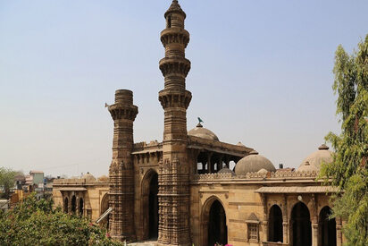 Jhulta Minar Ahmedabad 